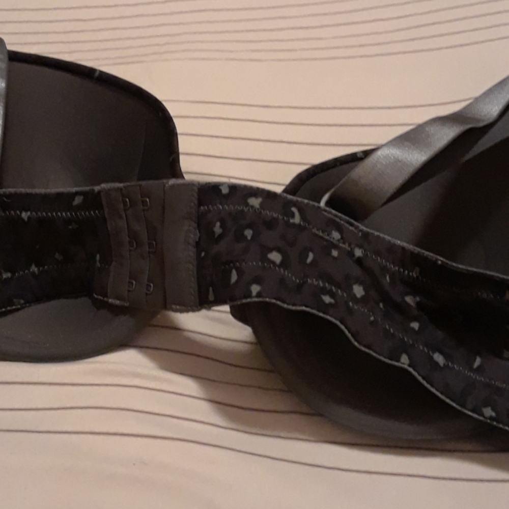 Bra - Picture 3 of 4